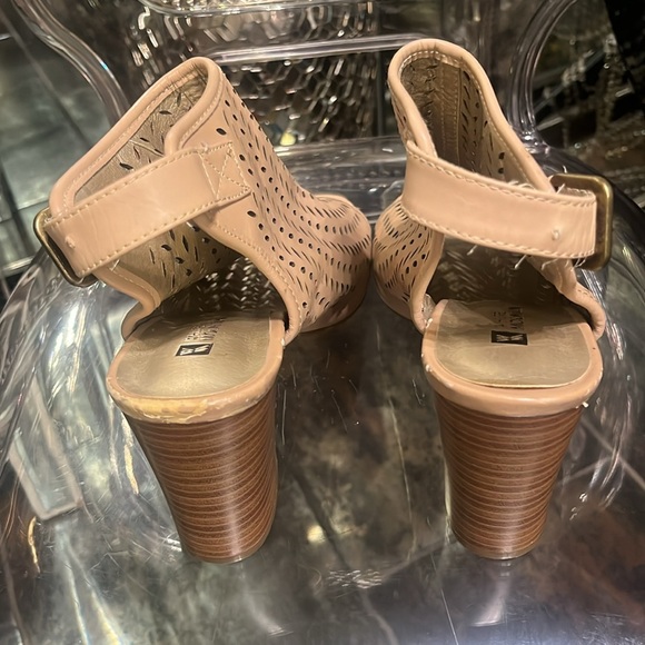 Bootie - Picture 3 of 4